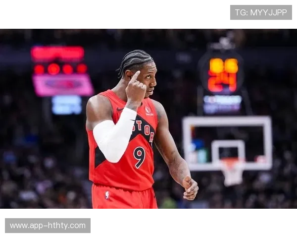 奎克利三分绝杀助猛龙险胜黄蜂，巴雷特28分，鲍尔15+7+7