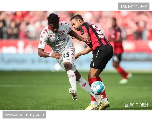 勒沃库森对阵美因茨,上半场攻势占优但破门乏术 勒沃库森对阵美因茨,上半场攻势占优但破门乏术