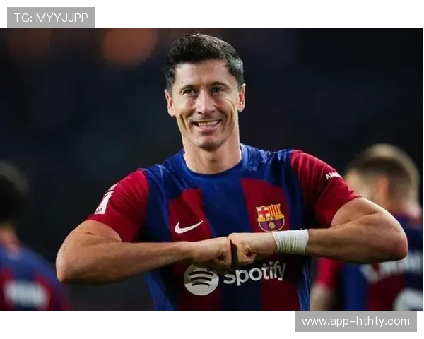 莱万巴萨角色面临调整，俱乐部希望其降薪担任辅助职责